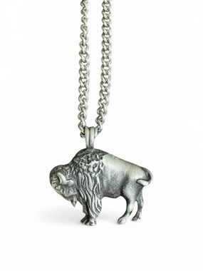 Avon Matte Silver Tone Buffalo Pendant Necklace